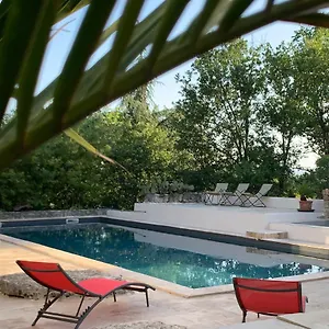 Hébergement de vacances De 100m2 Avec Grande Piscine Privée, Saint Alban Auriolles